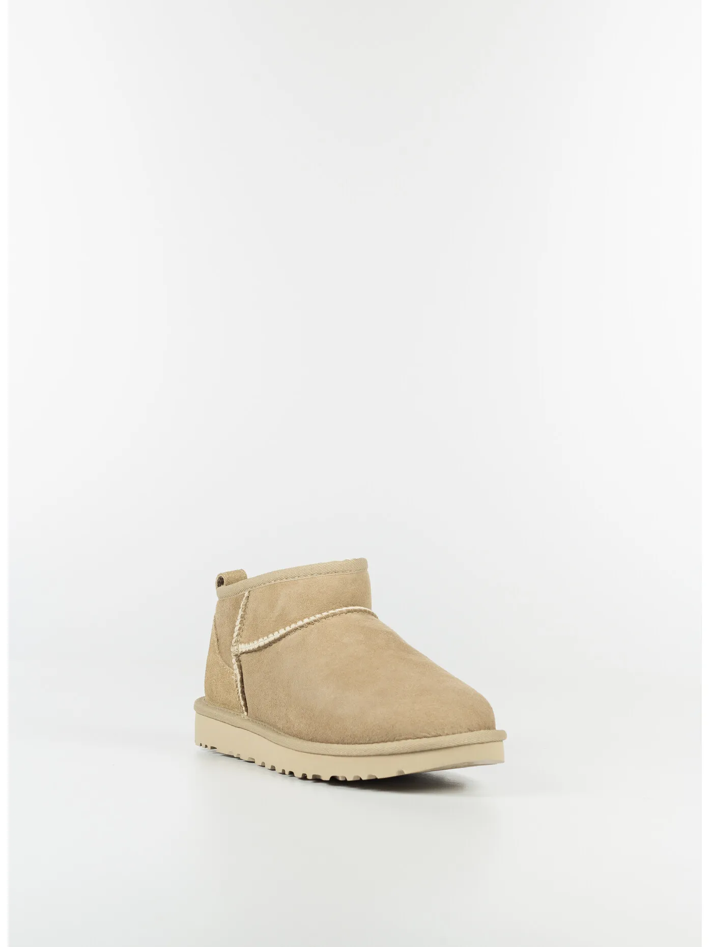     -UGG AUSTRALIA    -CLASSIC ULTRA MINI-