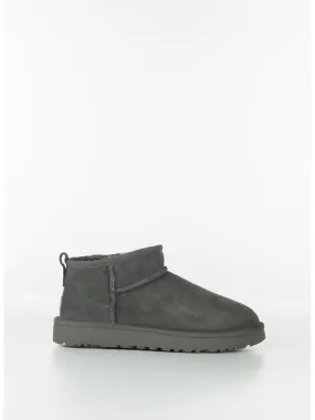     -UGG AUSTRALIA    -SCARPA CLASSIC ULTRA MINI-