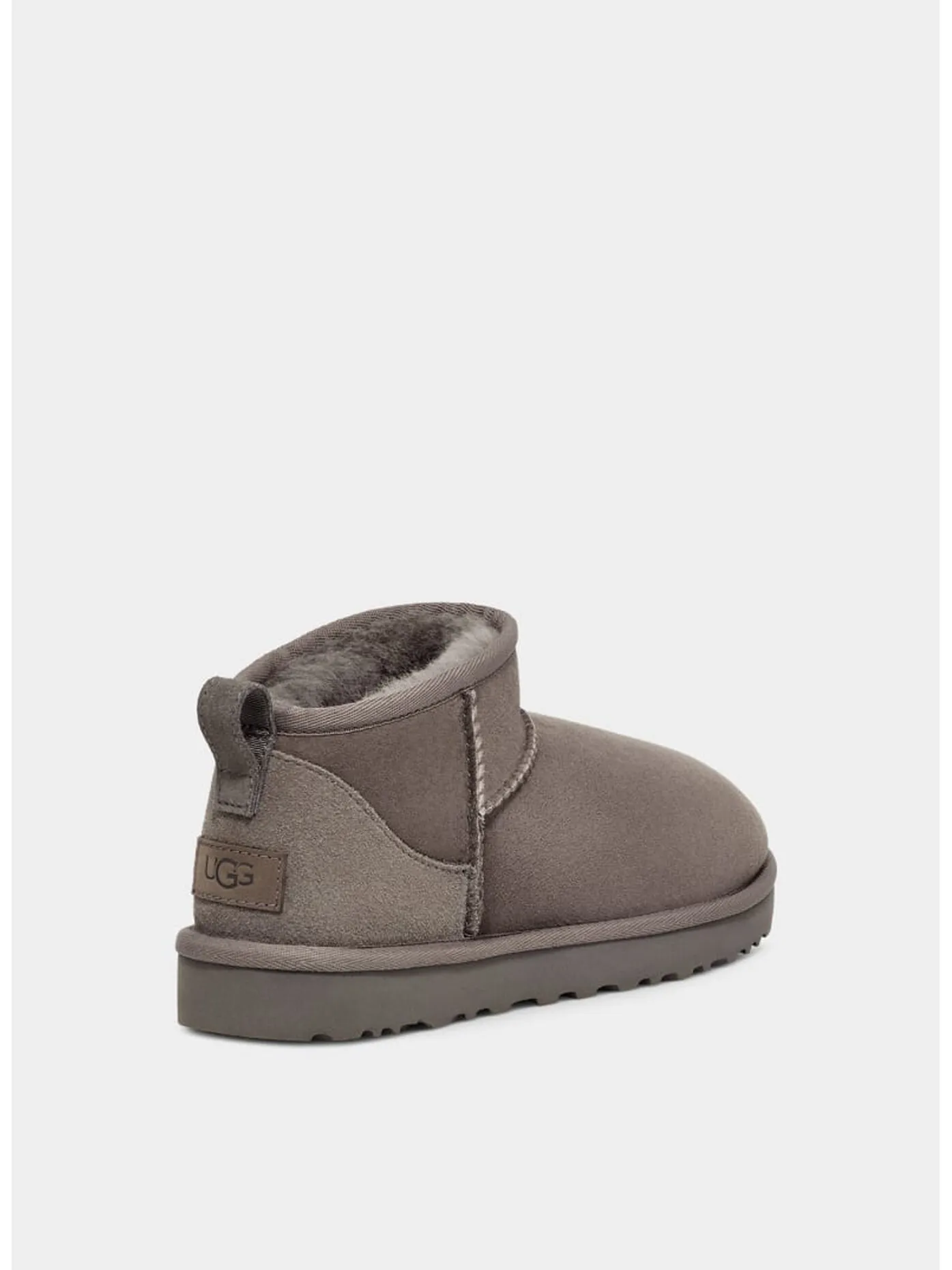     -UGG AUSTRALIA    -SCARPA CLASSIC ULTRA MINI-