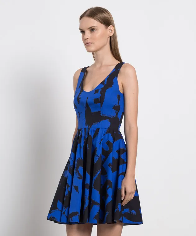 Alexander McQueen Miniabito blu con stampa McQueen Graffiti 708998QCAFL