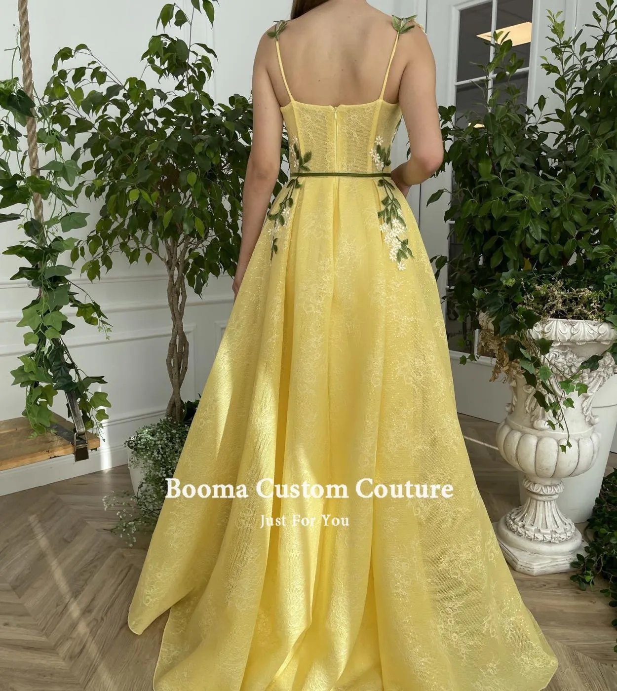 Booma Yellow Lace Aline Prom Dresses Spaghetti Straps Appliques Pleated Formal Party Dresses Ribbon Belt Open Back Prom