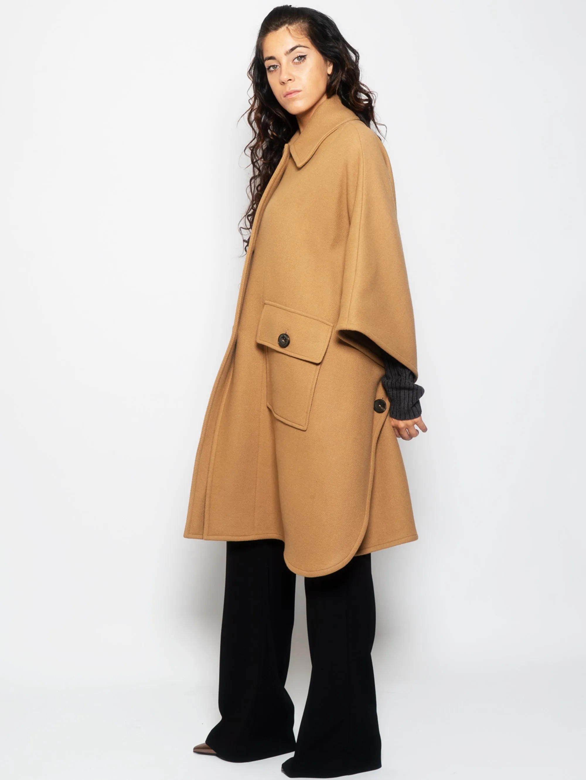 Cappotto a Mantella Cammello