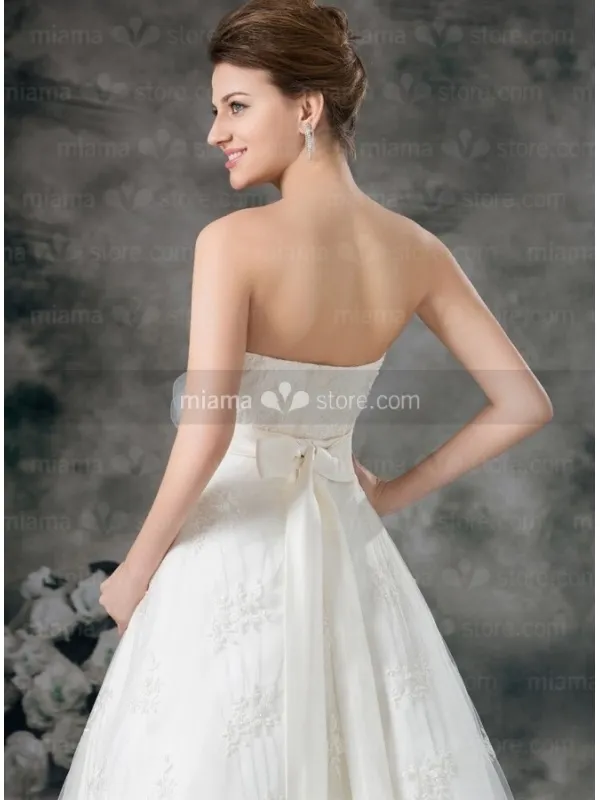 CLAIRE - A-line Empire waist Sweetheart Chapel train Lace Wedding dress