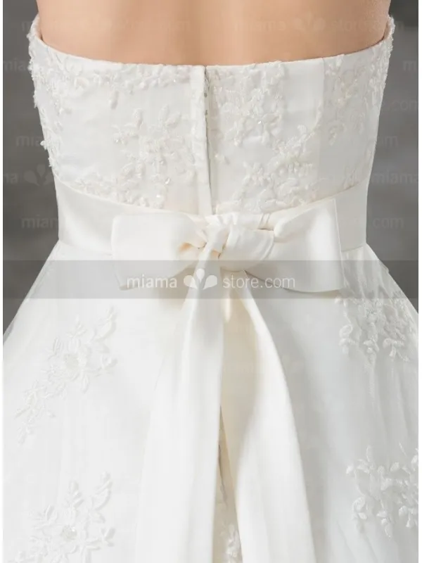 CLAIRE - A-line Empire waist Sweetheart Chapel train Lace Wedding dress