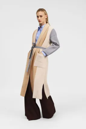  Coat with belt and colorblocks    