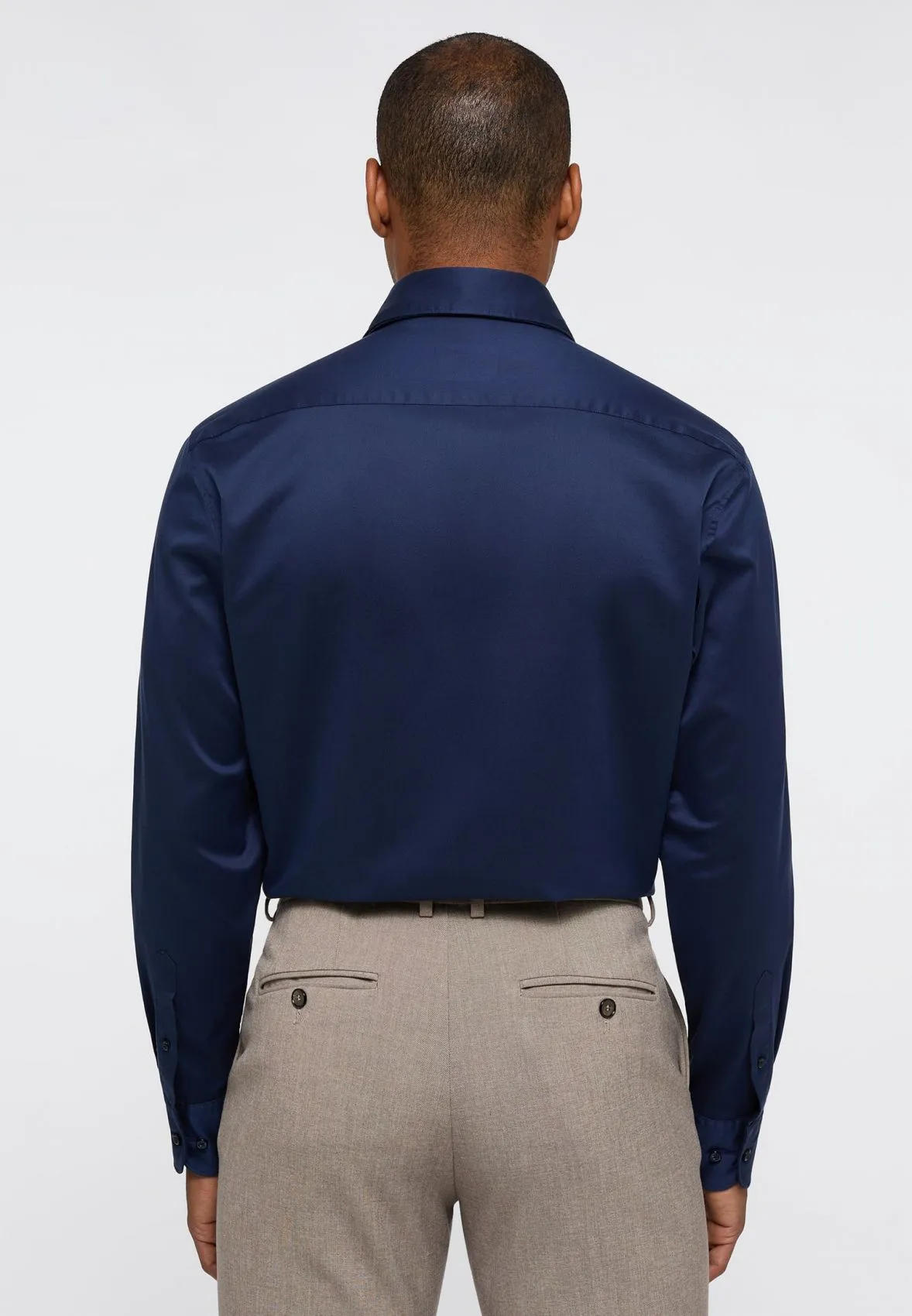 Dark blue eterna cotton twisted twill shirt with modern fit