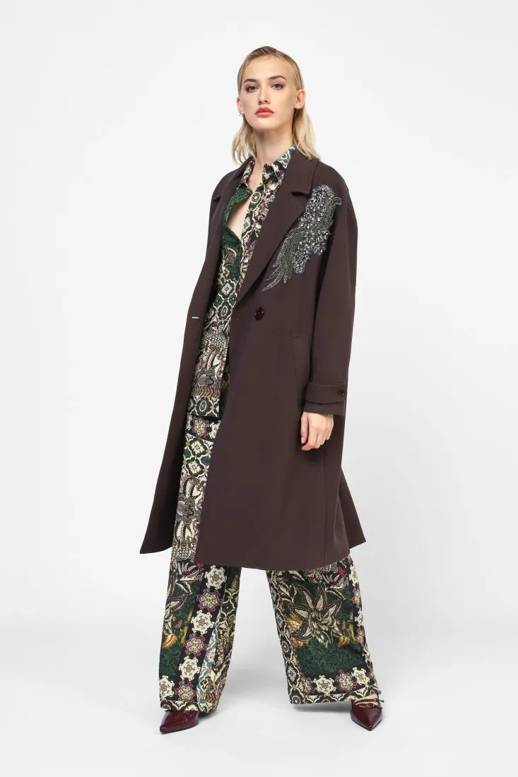  Double-breasted coat with floral embroidery    