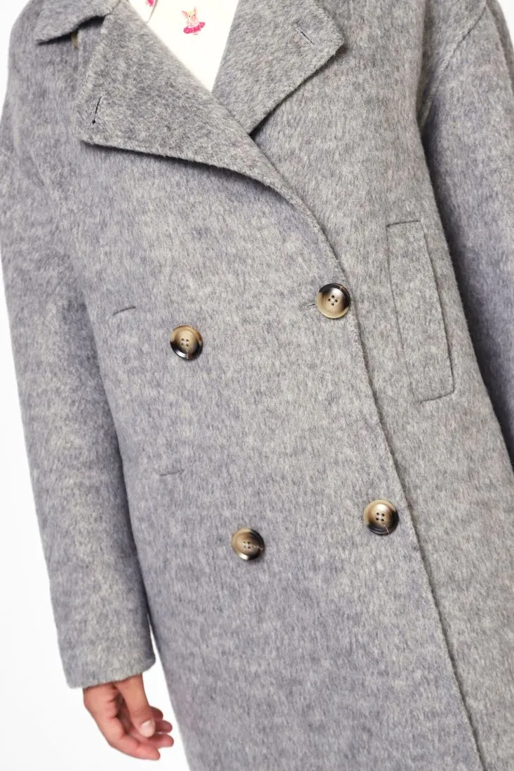  Long coat with double buttons    