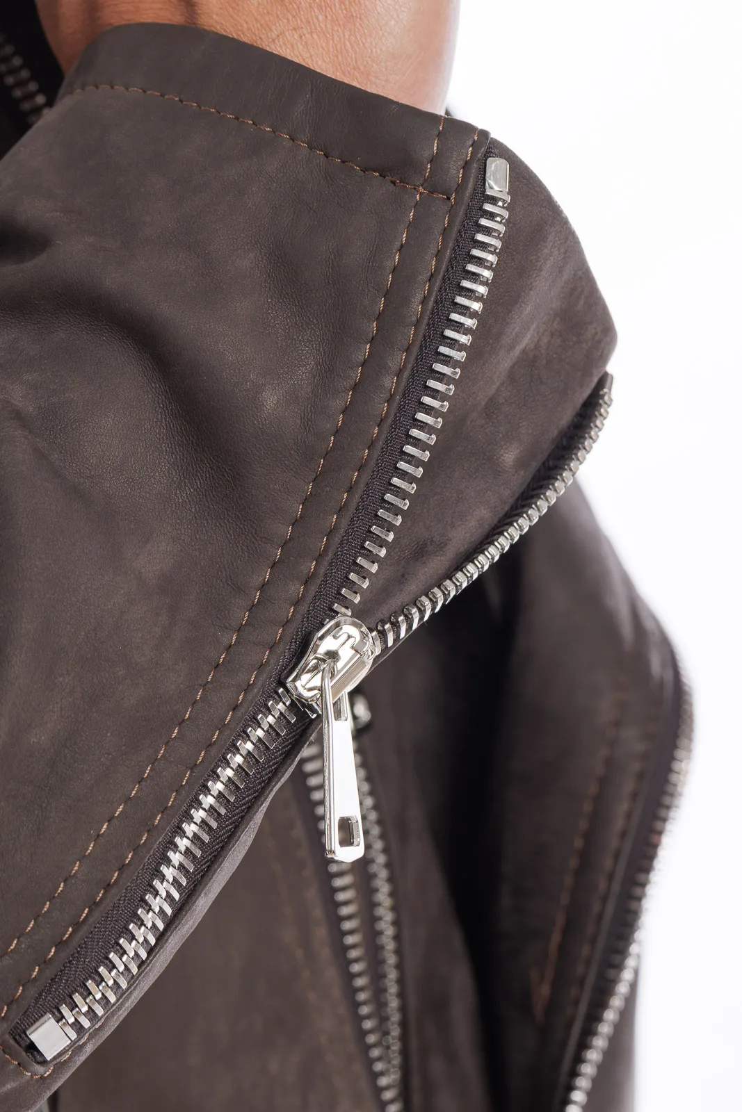 Men’s genuine leather studded coat with dark brown zipper