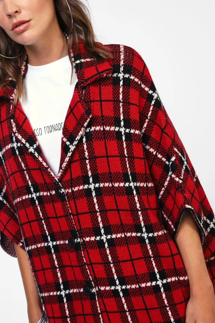  Plaid coat with v-neckline    