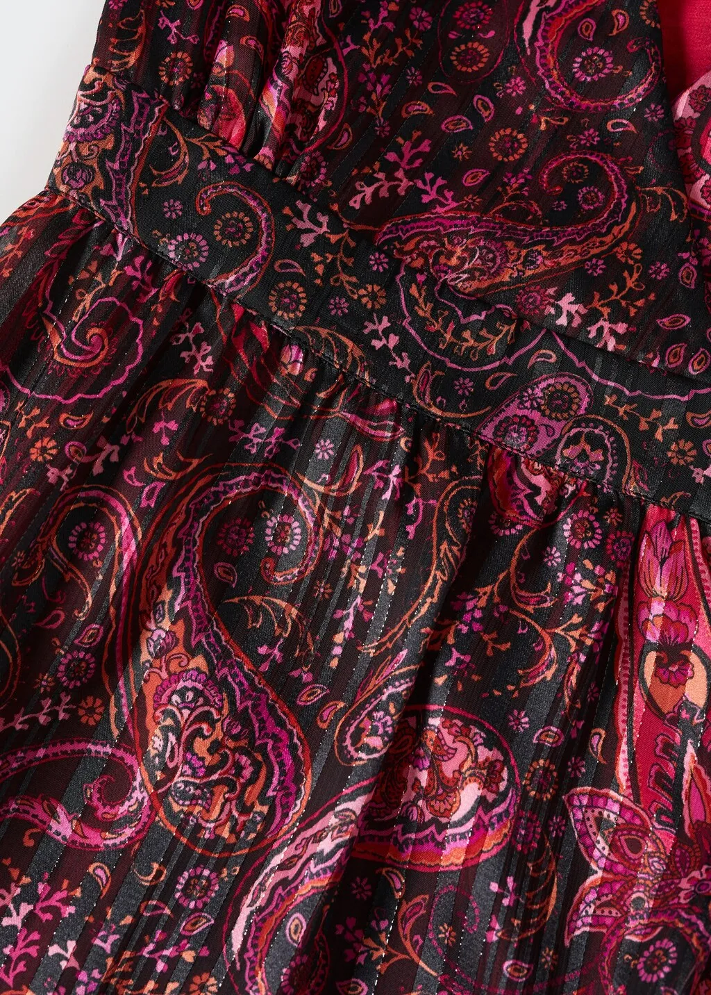 Vestito stampa paisley volant